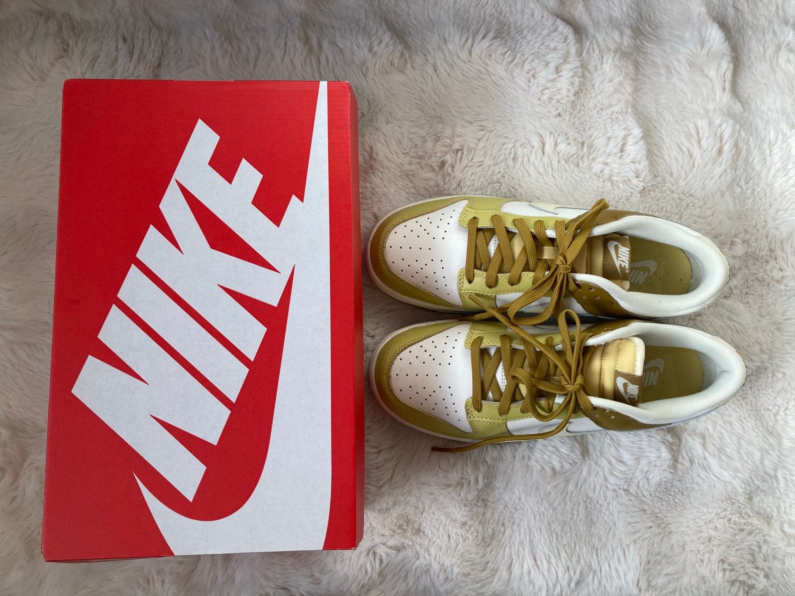Nike Dunk Low Retro -maat 42,5- NIEUW, Wit, Nieuw, Ophalen of Verzenden, Sneakers of Gympen