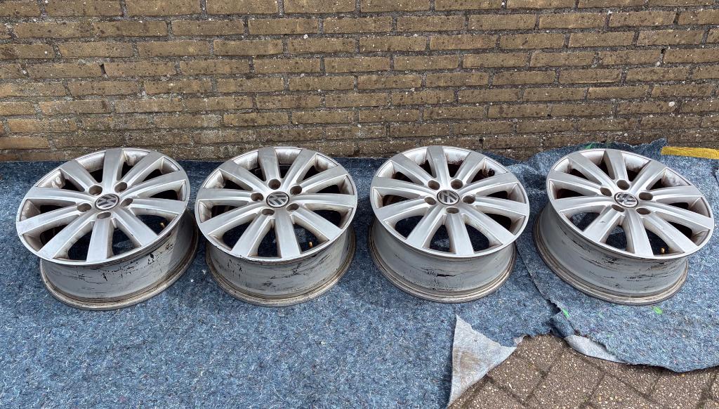 Originele Volkswagen Transporter velgen, Auto-onderdelen, Banden en Velgen, Ophalen, Velg(en), 17 inch, 235 mm