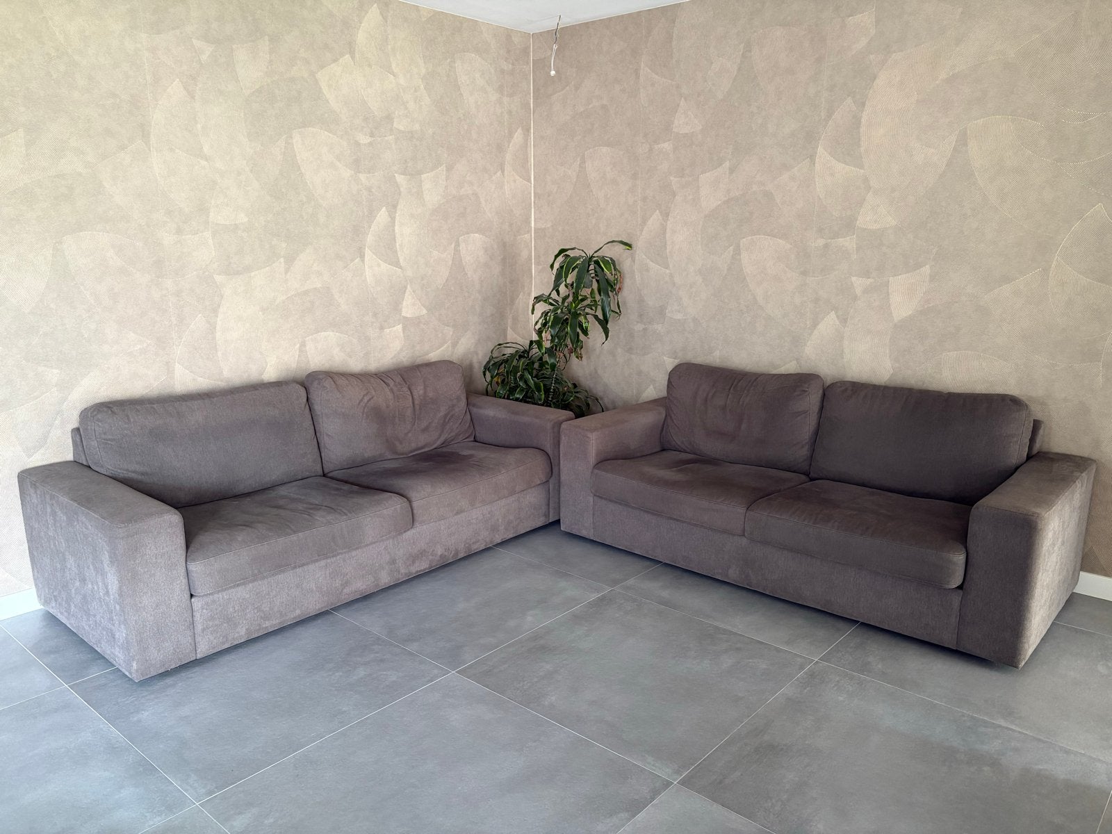 Comfortabele 2,5 en 3 zits banken set - Grijs stof, Ophalen, Gebruikt, Tweepersoons, 75 tot 100 cm