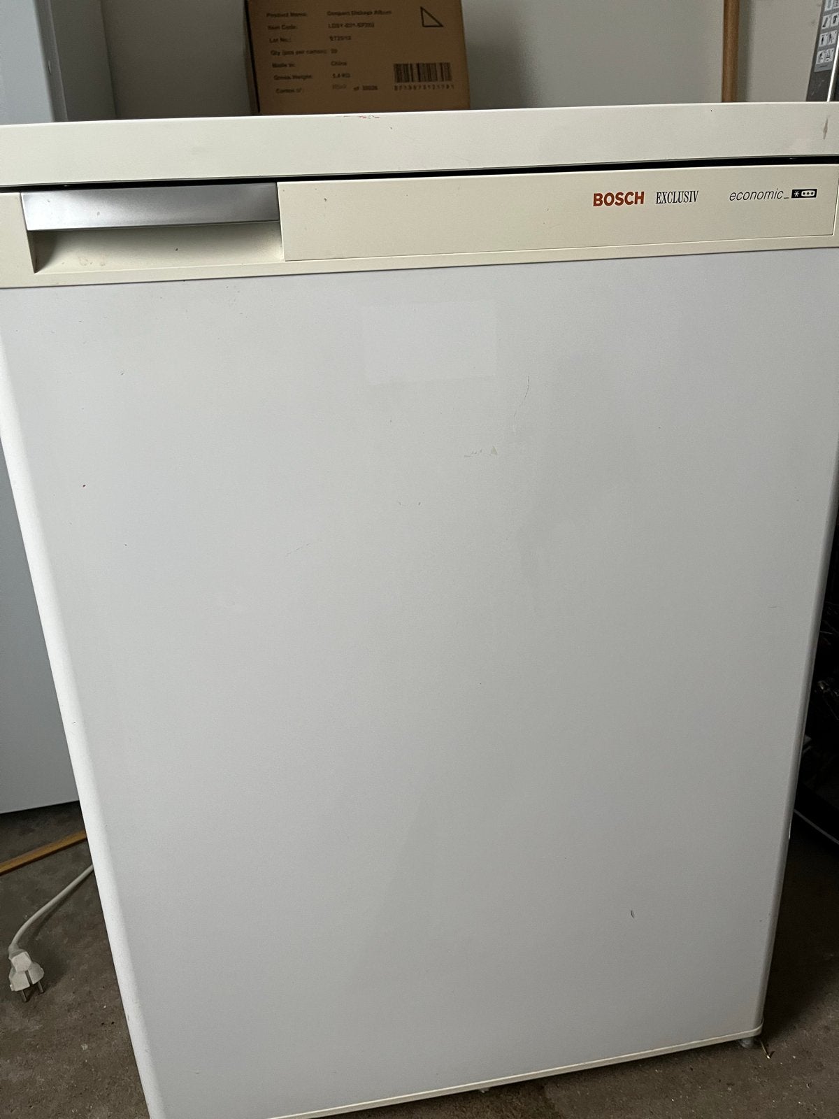Bosch Exclusiv Economic Vriezer, Gebruikt, 100 tot 150 liter, Met aparte vriezer, 45 tot 60 cm