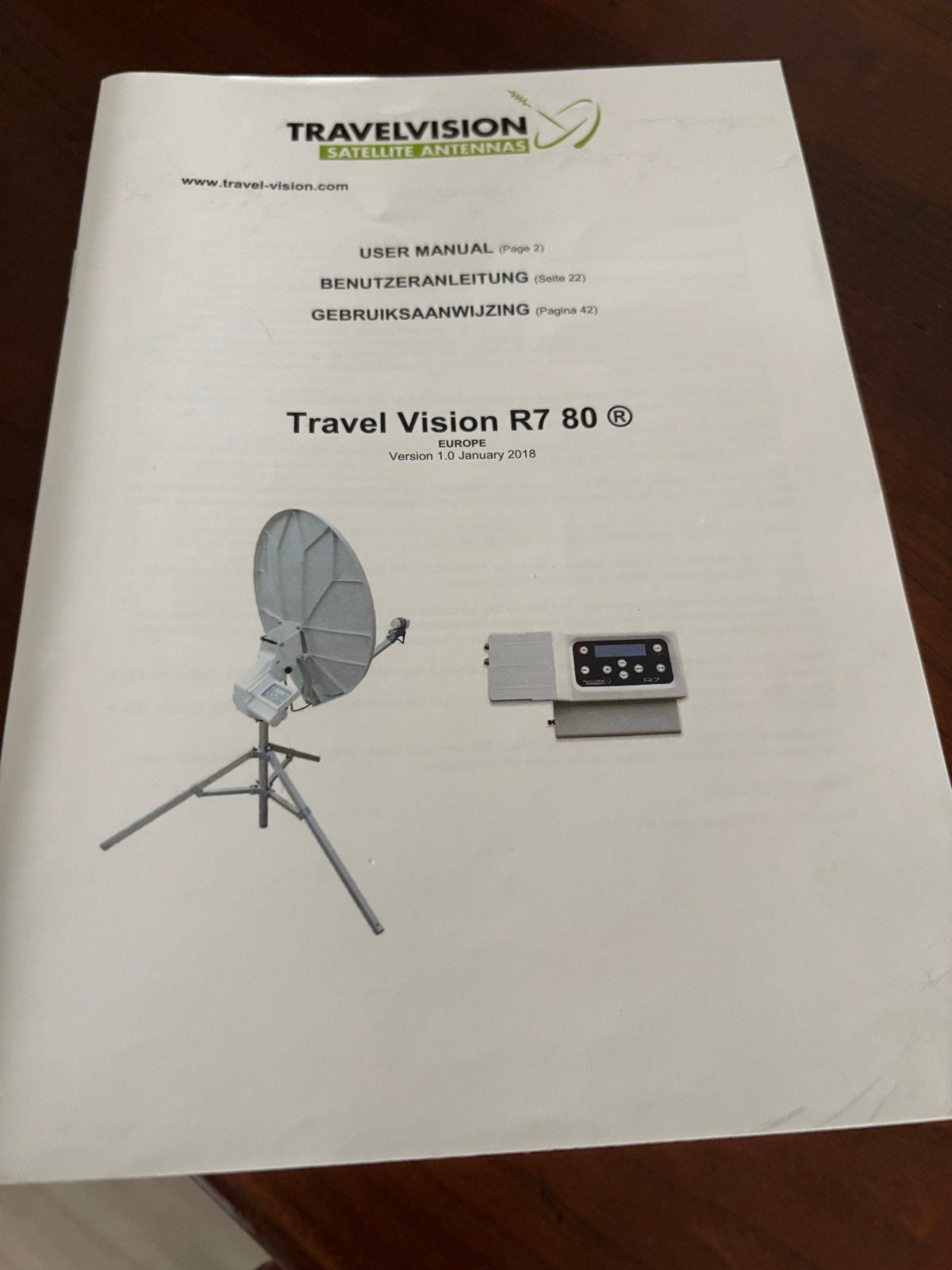 Travel Vision R7 80 Automatische Satellietantenne, Ophalen, Zo goed als nieuw, (Schotel)antenne, Overige merken