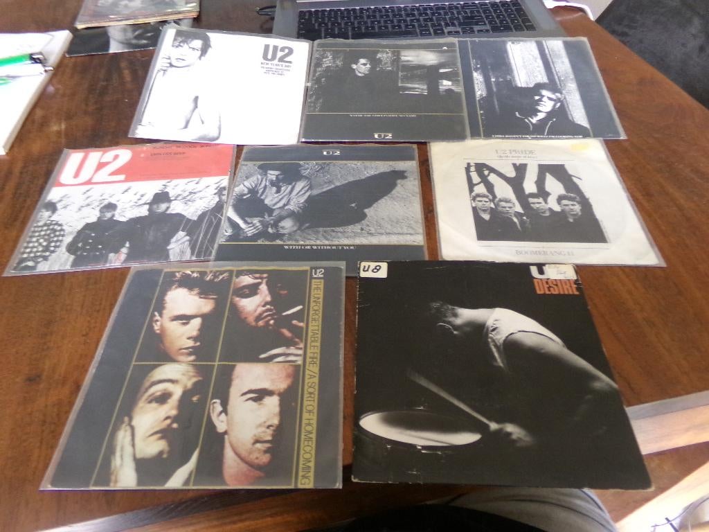 Verzameling van 8 singles van U2 - Sunday Bloody Sunday, Ophalen of Verzenden, Gebruikt, Overige genres