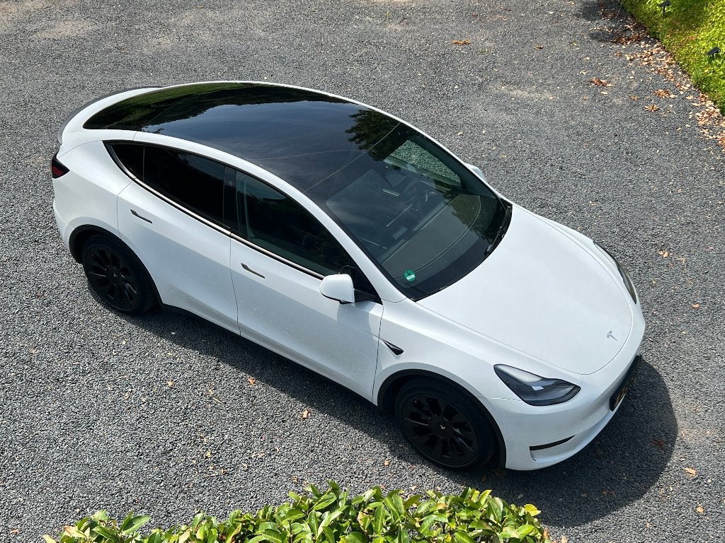 Tesla Model Y RWD 28.12.2022 - Pearl White 1e eigenaar, Auto's, Tesla, Automaat, Achterwielaandrijving, Zwart, 23 min