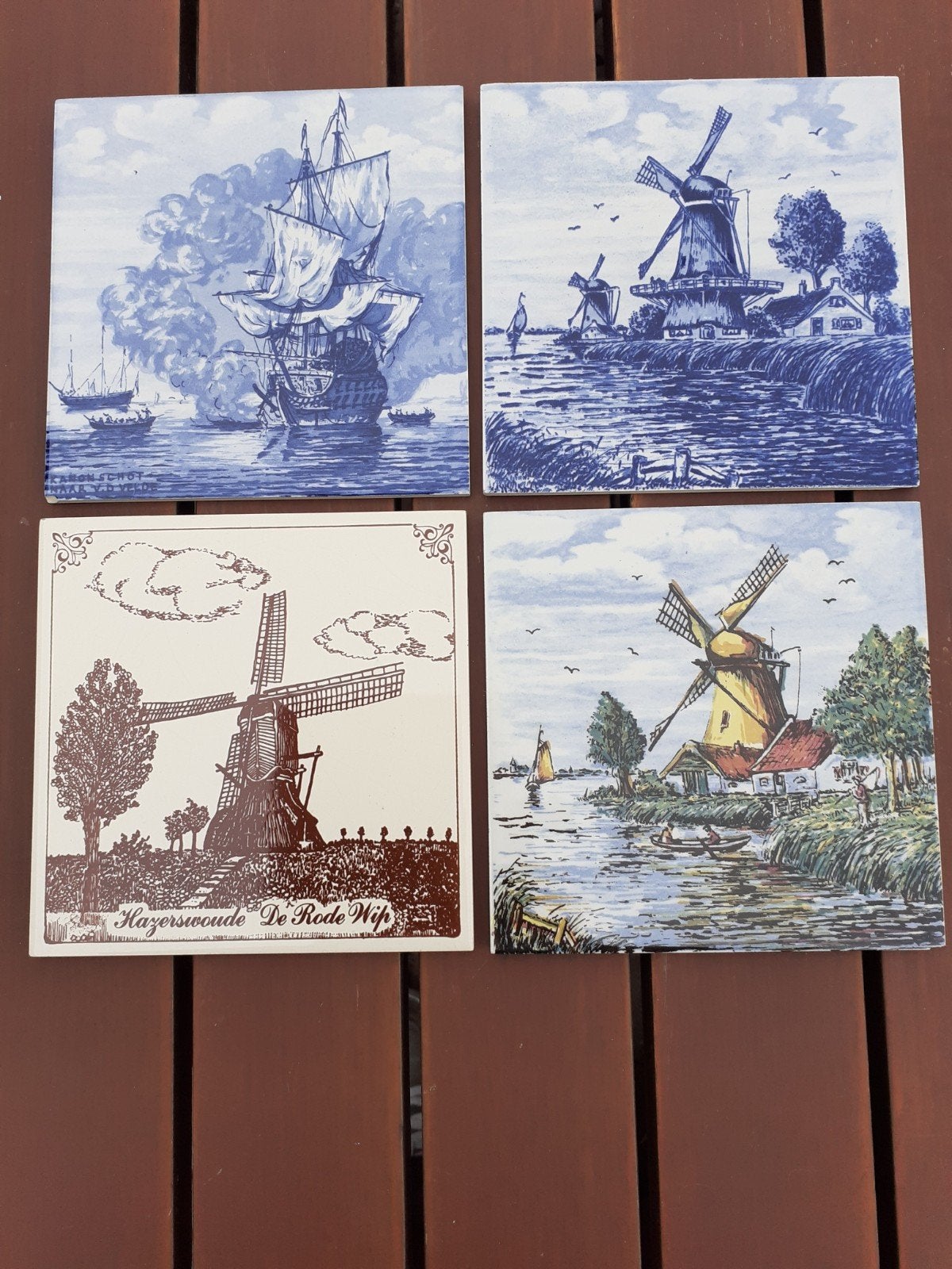 Set van 4 Delfts Blauwe en bruine tegels met molens, Ophalen of Verzenden