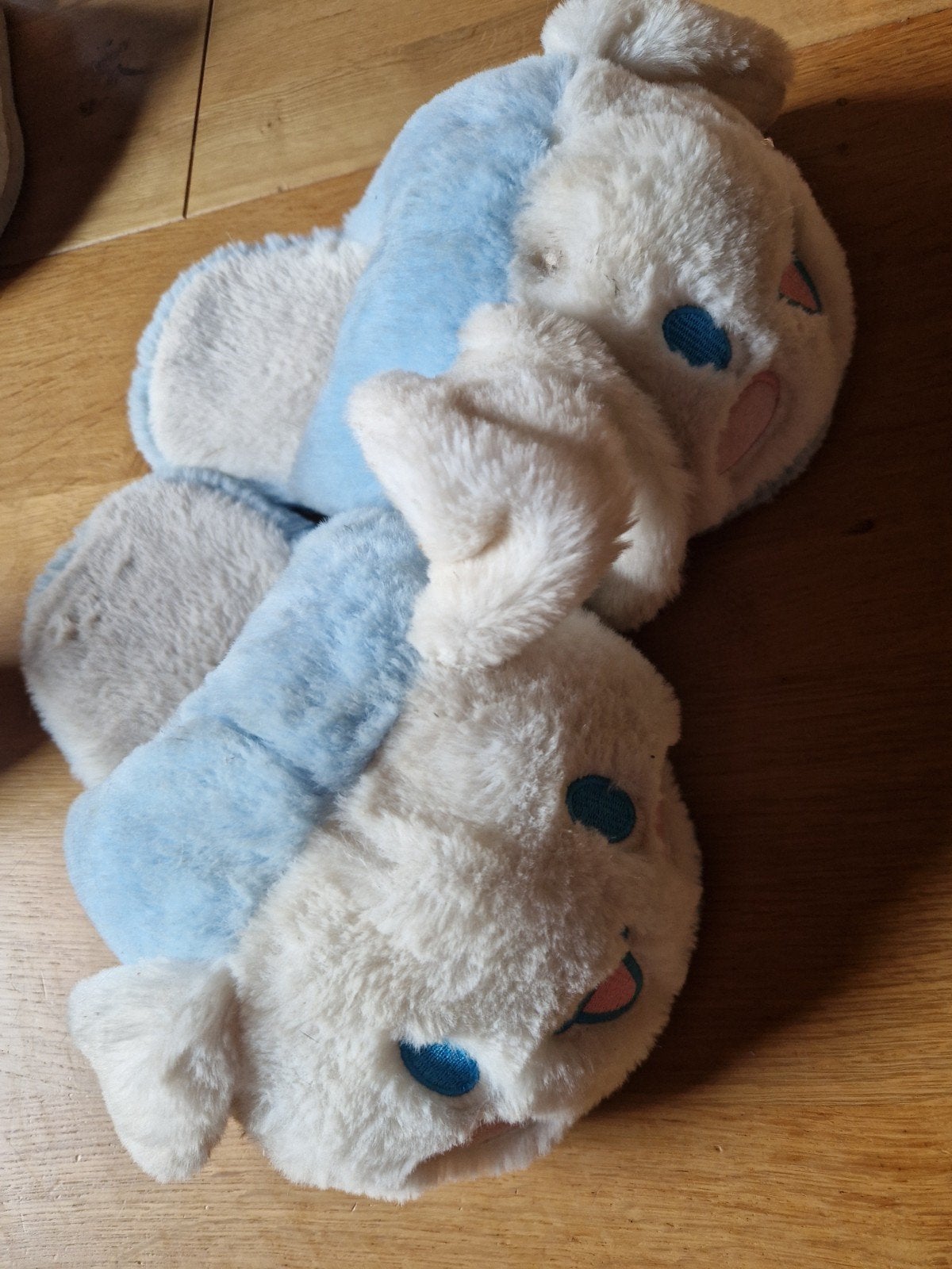 PANTOFFELS MAAT 37/38 HELLO KITTY AND FRIENDS, Ophalen of Verzenden, Meisje, Overige typen