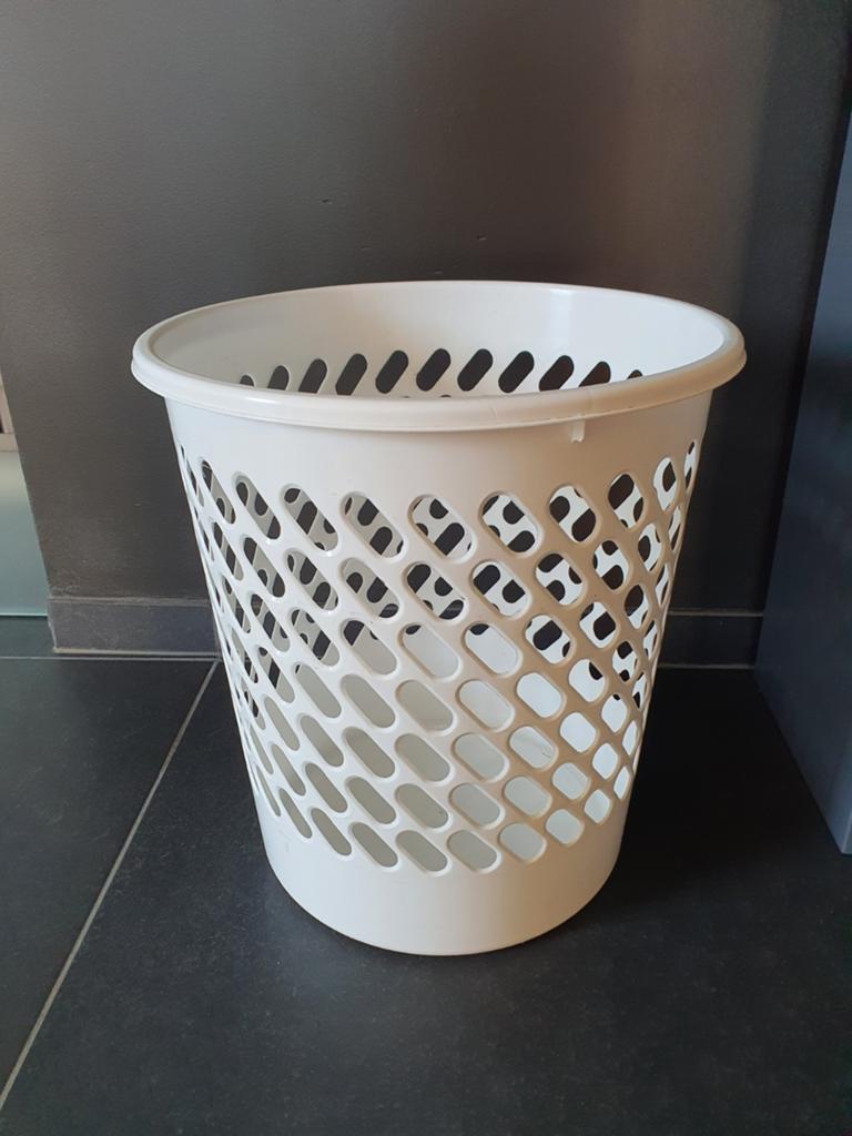 Grote Kunststof mand / wasmand, Ophalen of Verzenden, Zo goed als nieuw, Wit, Overige typen