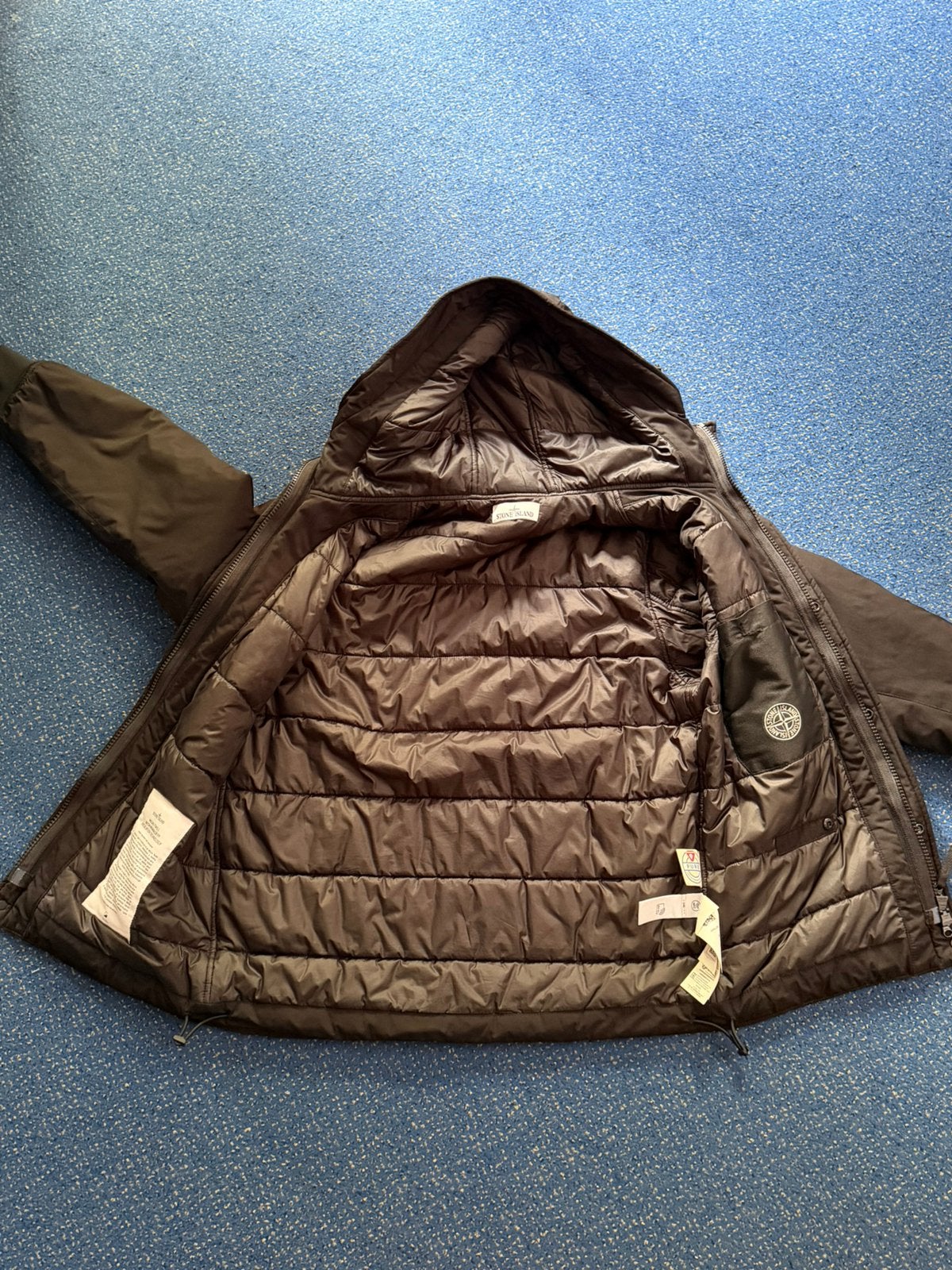 Stone Island winter/tussen jas M, Ophalen of Verzenden, Zo goed als nieuw, Maat 48/50 (M), Zwart