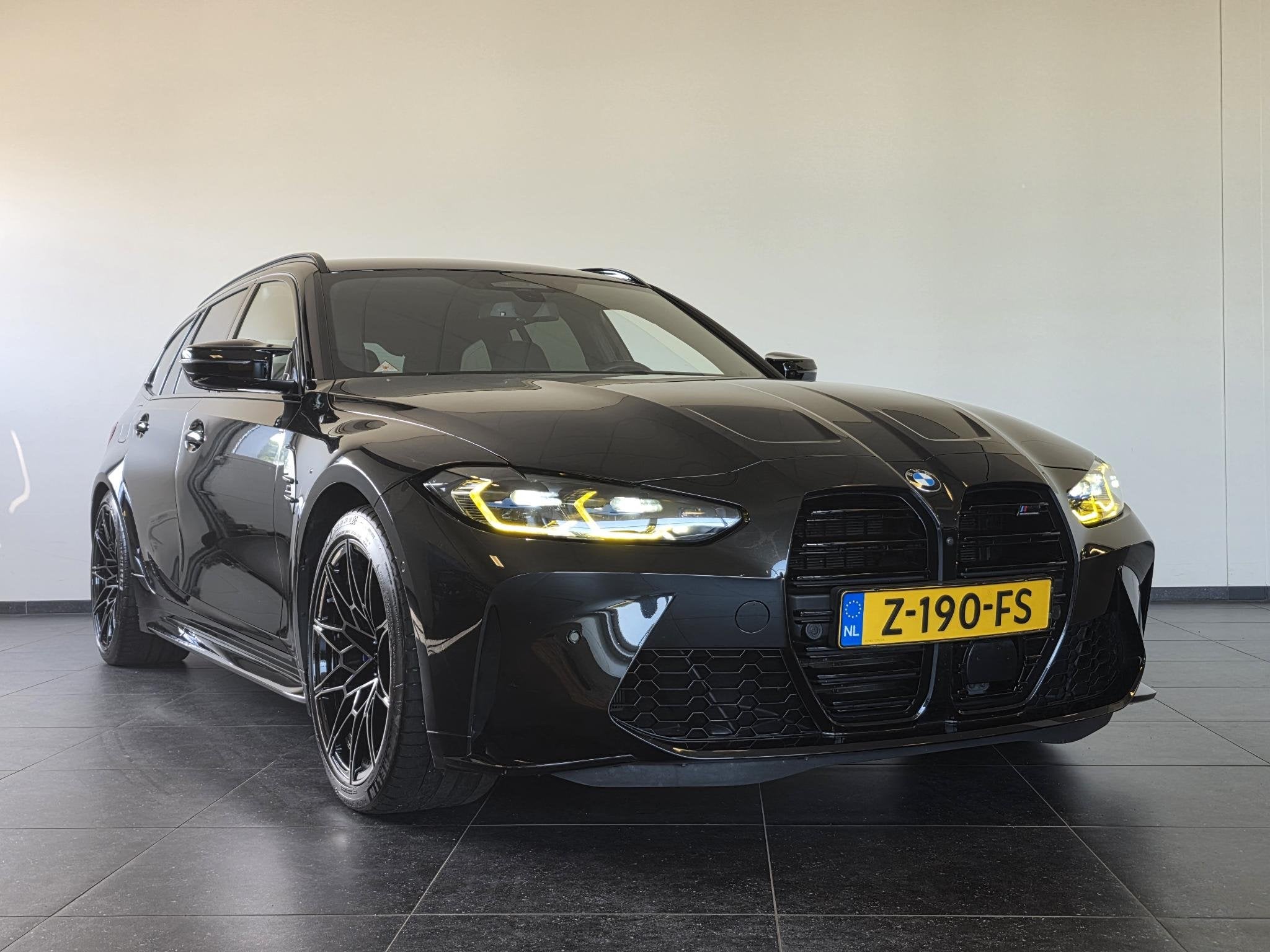 BMW M3 Touring xDrive Competition | Volledig Akrapovič! | L, Auto's, Automaat, Gebruikt, Zwart, Vierwielaandrijving