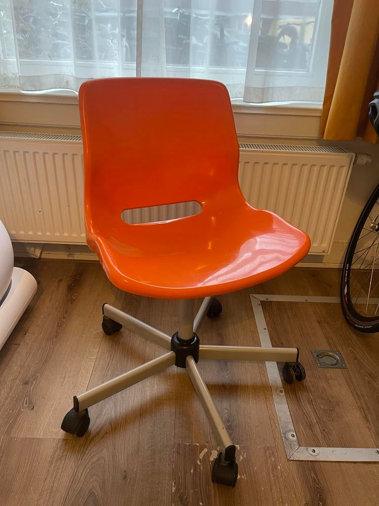 Ikea Snille bureaustoel oranje, Ophalen, Zo goed als nieuw, Oranje, Bureaustoel