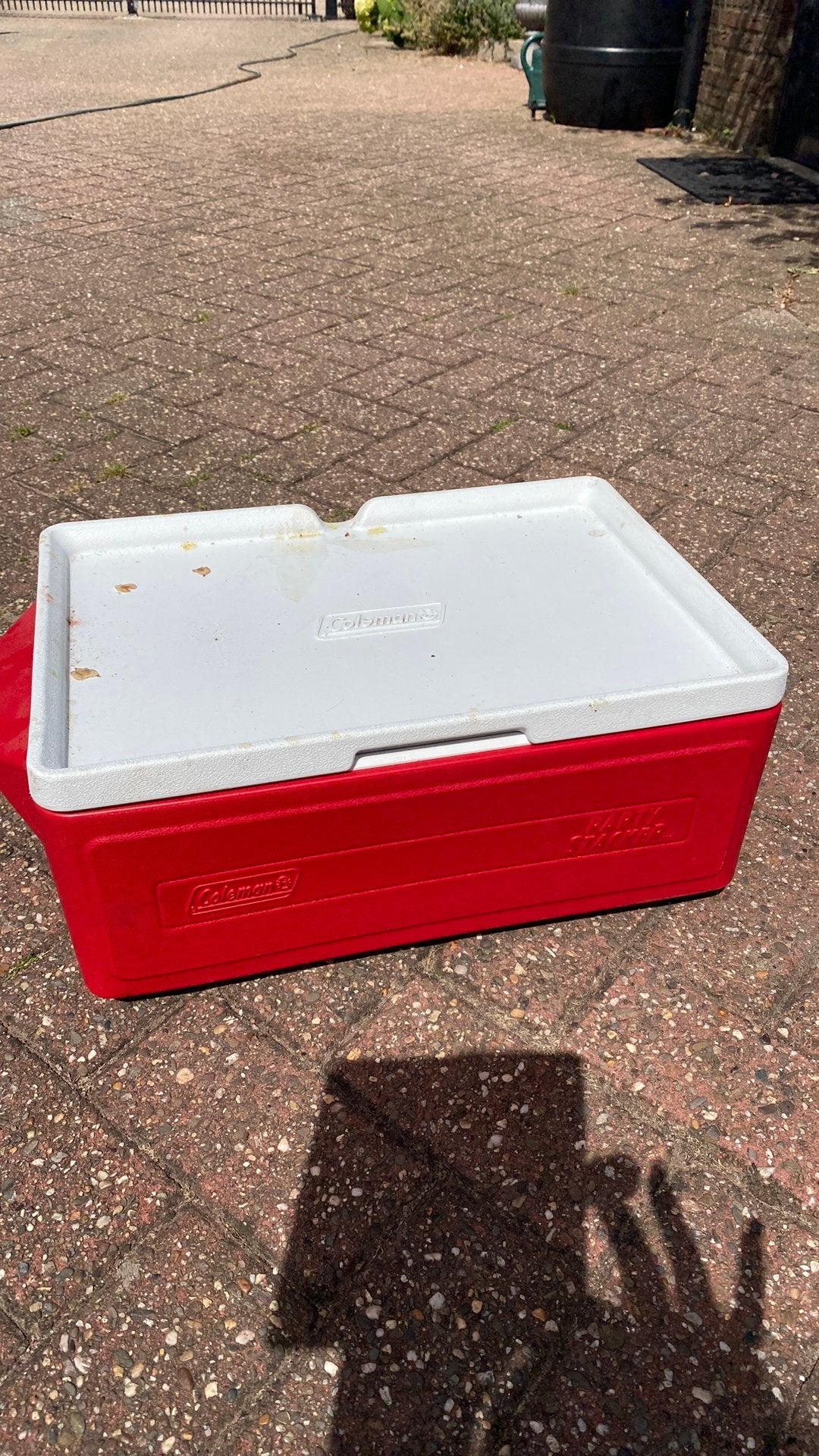 Rood/witte tafelkoelbox 49x 34x 22 hoog, Ophalen of Verzenden, Zo goed als nieuw