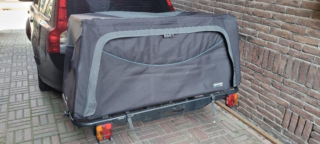 Te huur: 480L trekhaakkoffer., Ophalen, Zo goed als nieuw