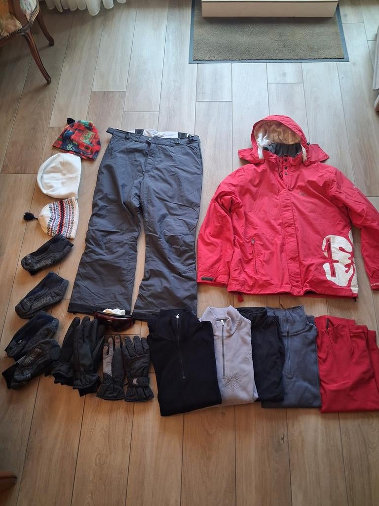 Skikleding set dames, Kleding | Dames, Wintersportkleding, Overige typen, Maat 42/44 (L), Ophalen of Verzenden, Quicksilver, Columbia