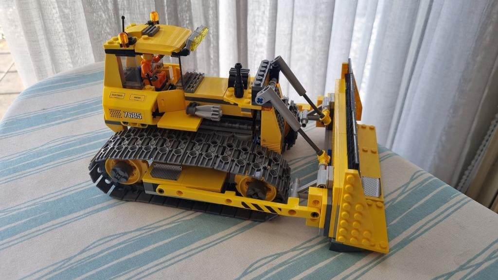 Lego Bulldozer 7685 - Compleet met Instructies, Ophalen of Verzenden, Zo goed als nieuw, Complete set, Lego