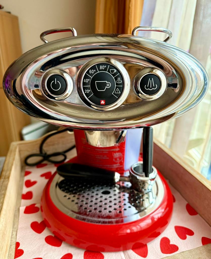 Illy koffie apparaat, Witgoed en Apparatuur, Koffiezetapparaten, Zo goed als nieuw, Koffiemachine, Ophalen