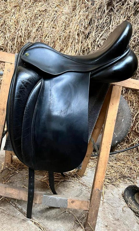 Hulsebos dressage close contact, Ophalen, Gebruikt, Dressuur