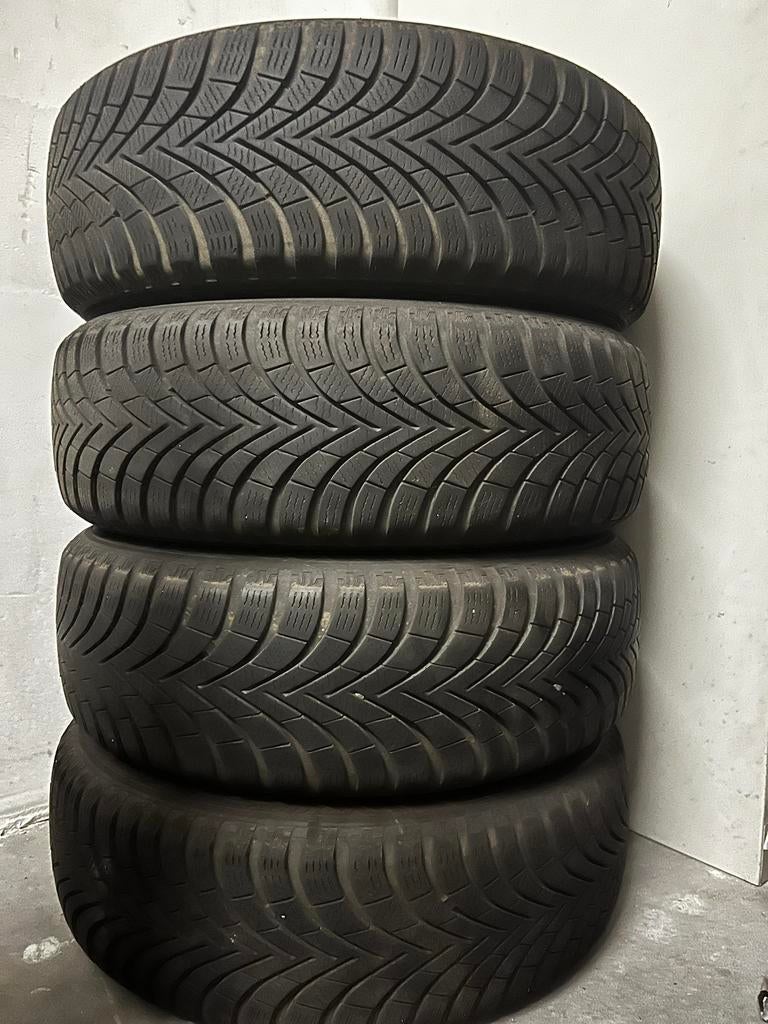 Winterbanden 185/60R15 - Zeer Goede Staat!, Auto-onderdelen, Banden en Velgen, Ophalen, Gebruikt, 15 inch, Band(en)