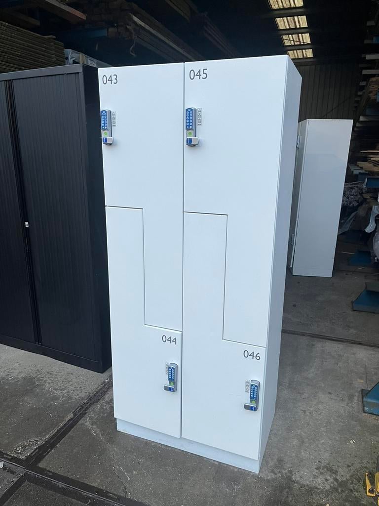 8 stuks lockerkast, Ophalen of Verzenden, Zo goed als nieuw