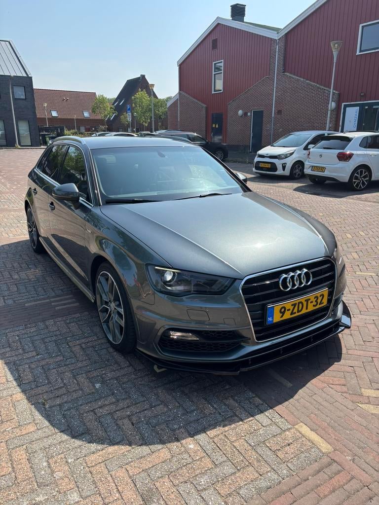 Audi A3 Sportback TFSI ULTRA 3x S-Line, Auto's, Audi, Particulier, A3, ABS, Adaptive Cruise Control, Airbags, Airconditioning