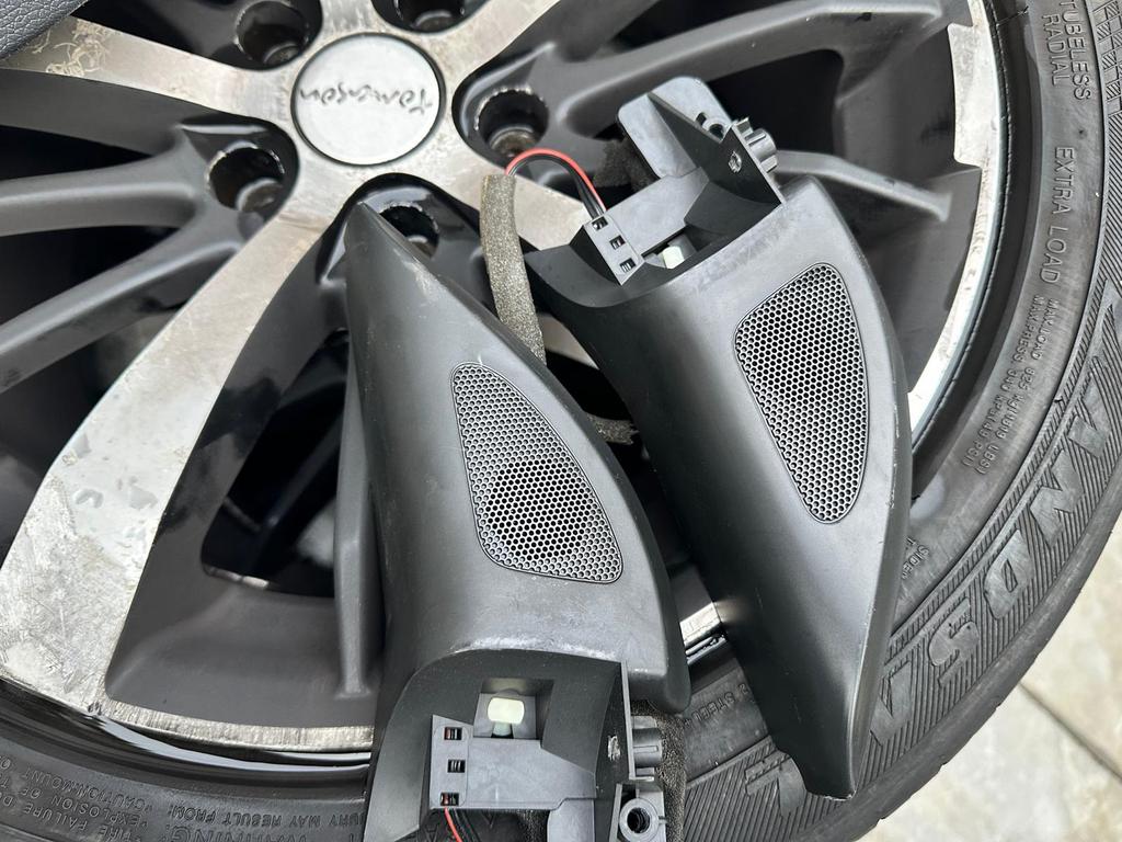 Golf 5 GTI Speakers Tweeters, Auto diversen, Ophalen, Zo goed als nieuw