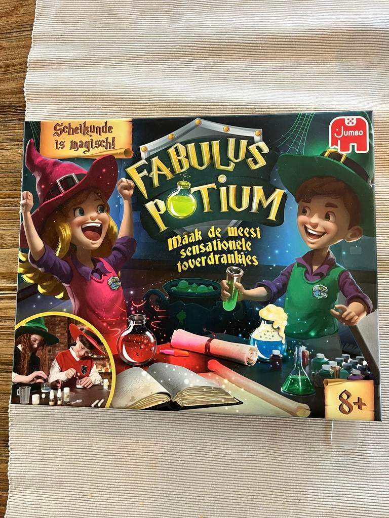 Fabulus Potium - Scheikunde spel, Kinderen en Baby's, Speelgoed | Educatief en Creatief, Ophalen of Verzenden, Zo goed als nieuw