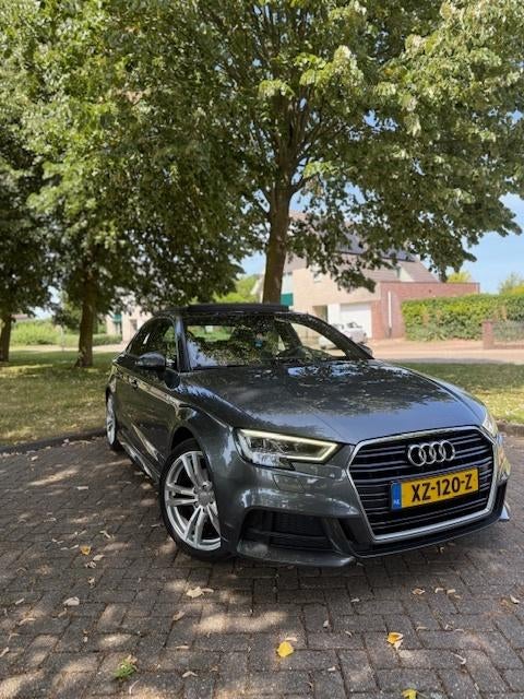 Audi A3 35 Tfsi 2019 - l 3x S-line l PANO l CAMERA l NAP, Auto's, Audi, 15 km/l, 1498 cc, 4 cilinders, Origineel Nederlands