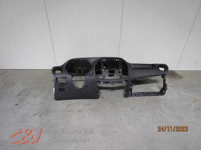 Dashboard van een Mercedes Vito, Gebruikt, -, Ophalen of Verzenden, -