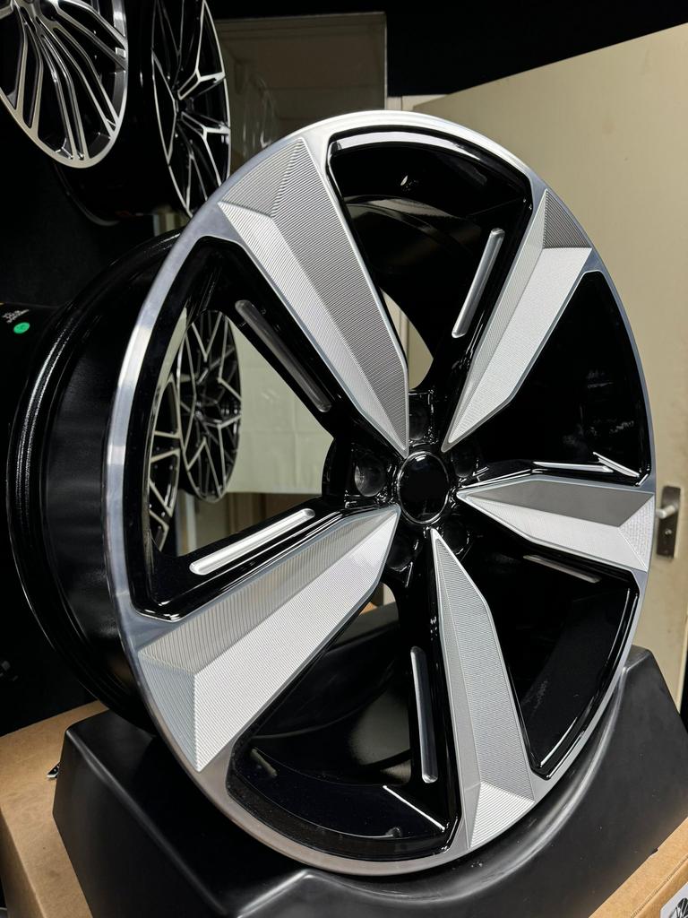20 inch velgen voor Audi RS look 5x112 A4 A5 A6 Q3 Q5 VW, Velg(en), Nieuw, Ophalen of Verzenden, Personenwagen