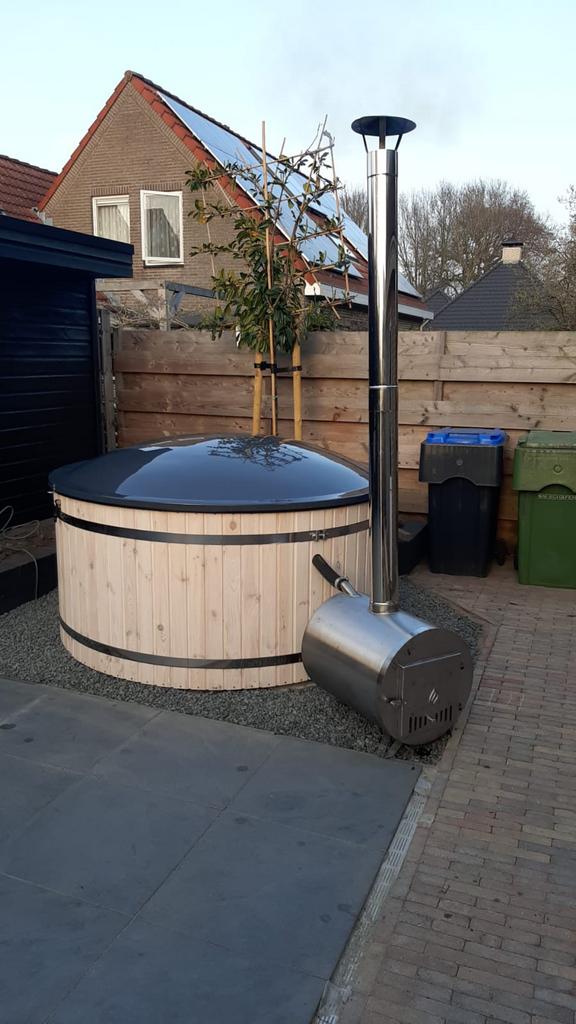 MEGA AANBIEDING Complete hottub set houtgestookt, Tuin en Terras, Bubbelbaden en Hottubs, Ophalen of Verzenden, Nieuw, Trap