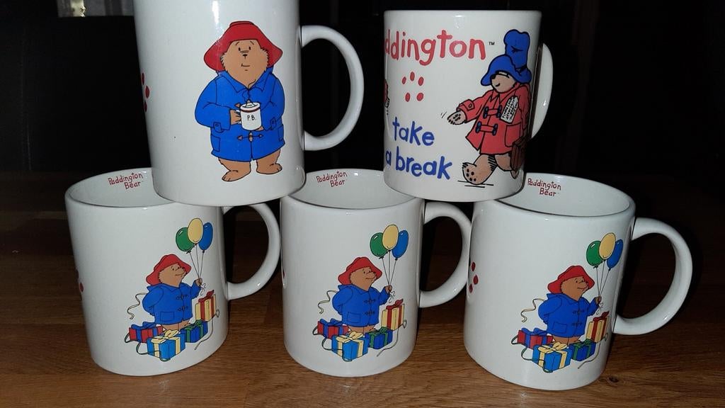 Verschillende soorten mokken douwe egberts beertje paddingto, Huis en Inrichting, Keuken | Servies, Ophalen, Overige stijlen, Kop(pen) en/of Schotel(s)