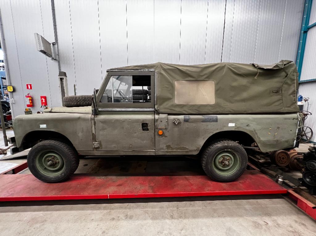 Land Rover 109 - 1980 Diesel Softtop LH, Auto's, Land Rover, Zwart, Particulier, 4x4, SUV of Terreinwagen