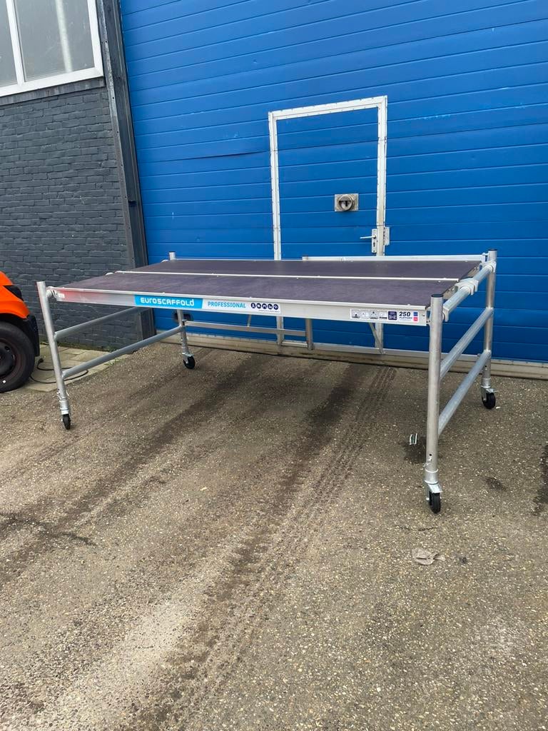 Stukadoors werkplatform 250x135 cm, Doe-het-zelf en Verbouw, Ophalen, Zo goed als nieuw, Rolsteiger of Kamersteiger, 5 meter of hoger