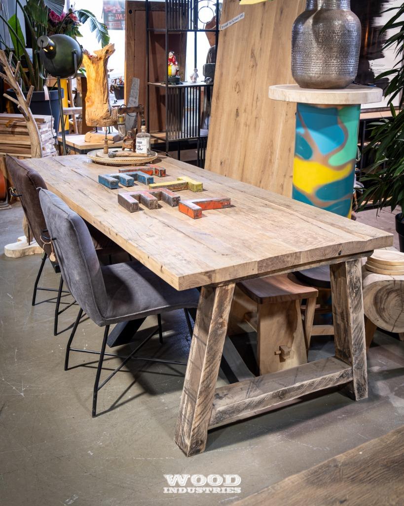 unieke oud eiken eettafel zongebrand eiken tafel op maat, Robuust industrieel landelijk, Vijf personen of meer, Teakhout, Rechthoekig