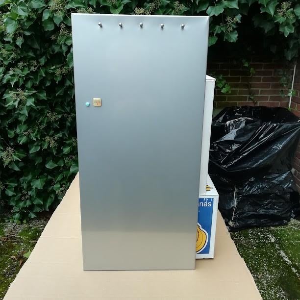 Magneetbord IKEA SPONTAN 78x37cm, Huis en Inrichting, Woonaccessoires | Memoborden, Ophalen, Gebruikt, Overige typen