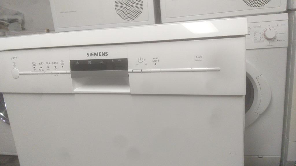 Perfecte Siemens 13 couverts vaatwasmachine.Display. Gar+Bez, Ophalen, Energieklasse A of zuiniger, Zo goed als nieuw, 85 tot 90 cm