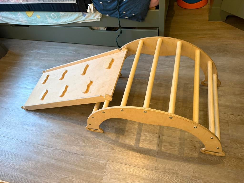 Montessori klimrek/babygym/glijbaan, Ophalen, Zo goed als nieuw
