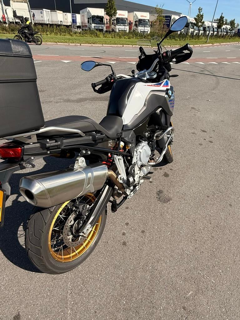 BMW F 850GS - 5475 km - ABS - LED - Traction Control, 2 cilinders, Motorrijbewijs A, Meer dan 35 kW, Enduro