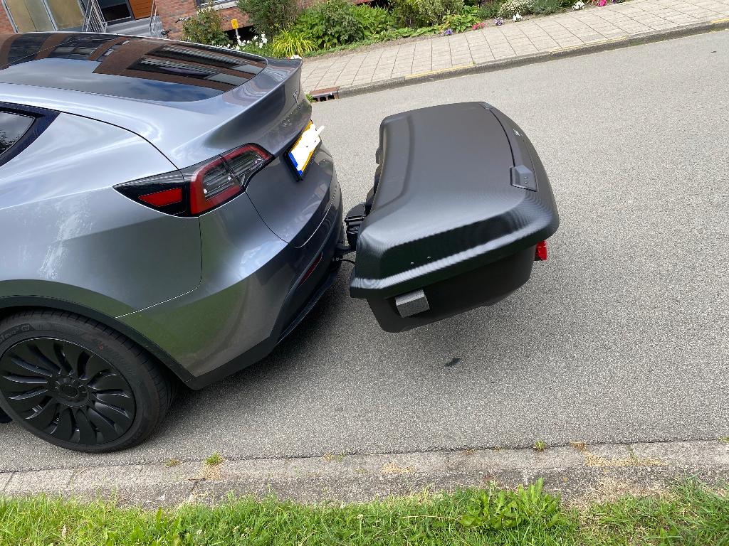 Te Huur Thule Arcos Trekhaakkoffer / Bagagebox L 400 Liter, Ophalen, Zo goed als nieuw