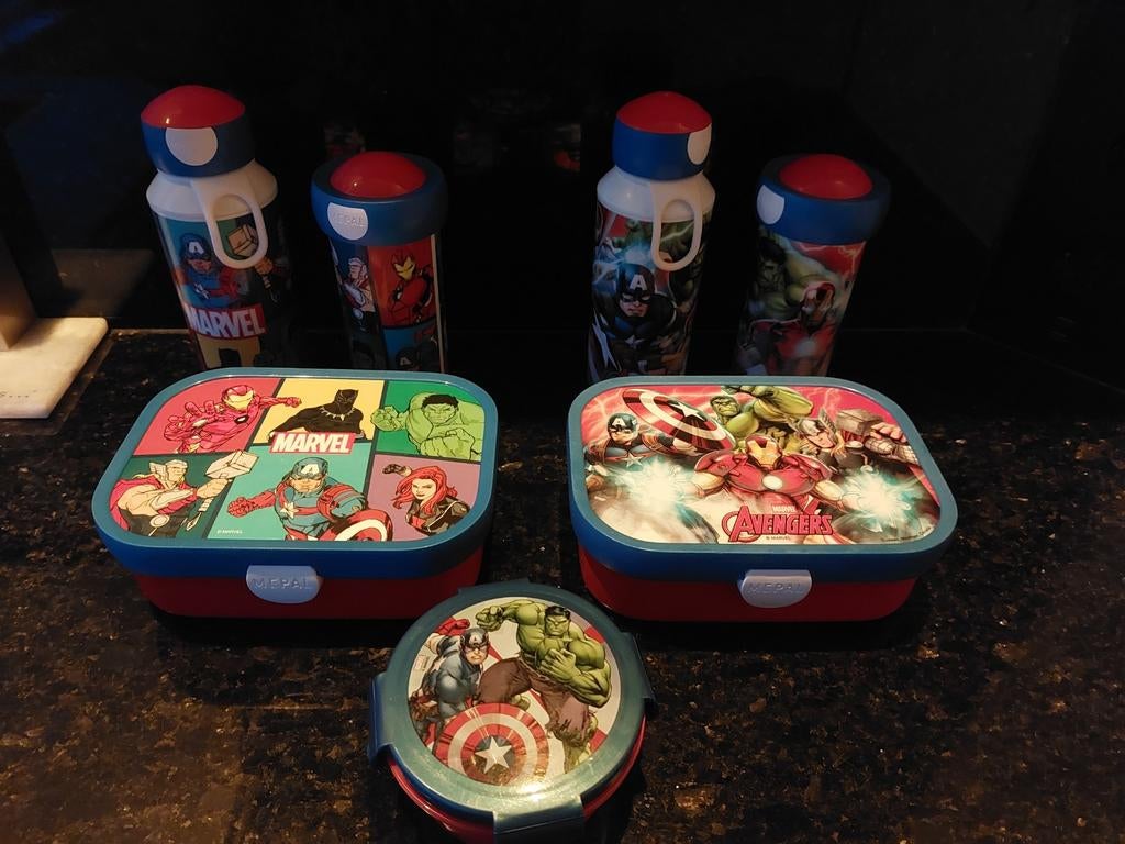 Mepal Schoolset Avengers - 2 Lunchbox & 4 Drinkbekers, Ophalen of Verzenden, Gebruikt