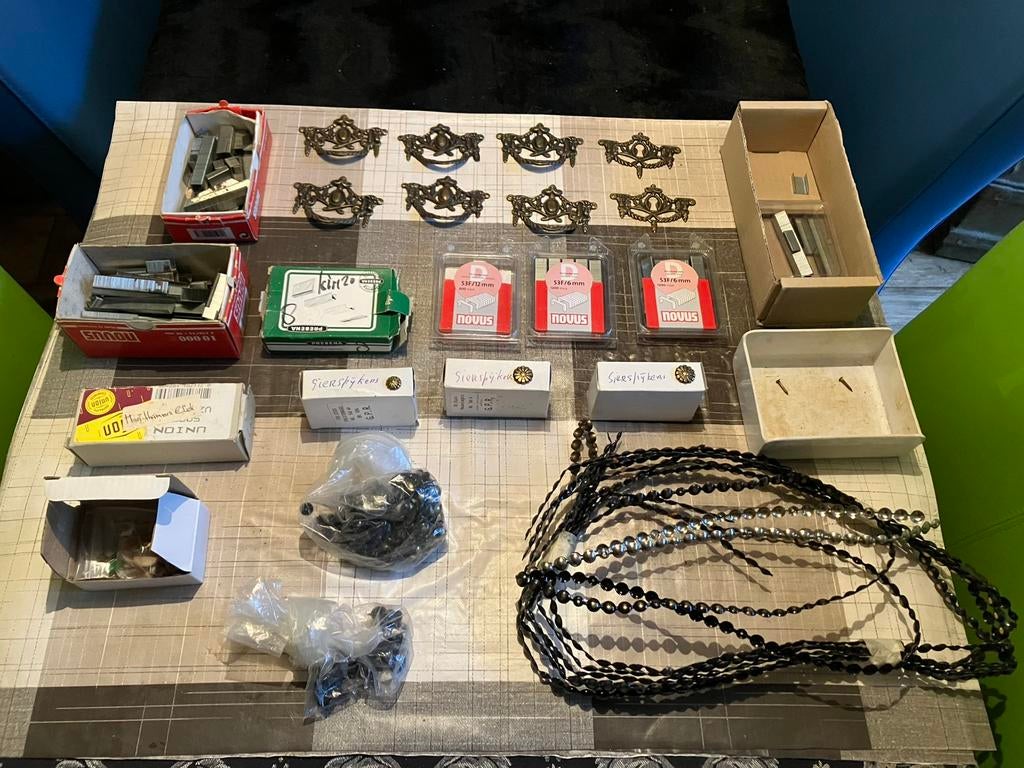 Verzameling van meubelmaker  accessoires, Antiek en Kunst, Ophalen of Verzenden