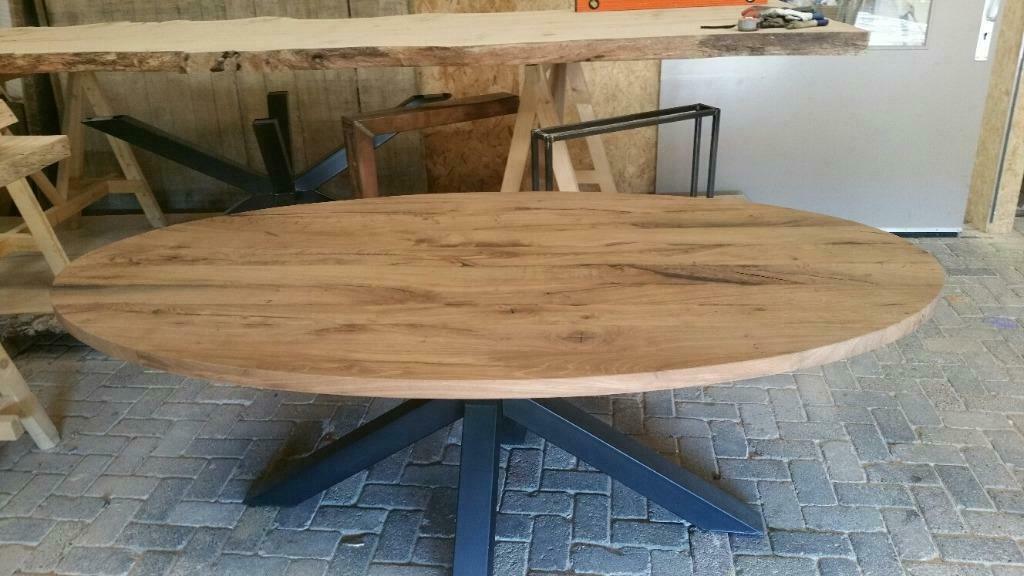 Ovale industriële  tafel, karakteristiek oud eiken geleefd, Ophalen, 100 tot 150 cm, Eikenhout, Vijf personen of meer