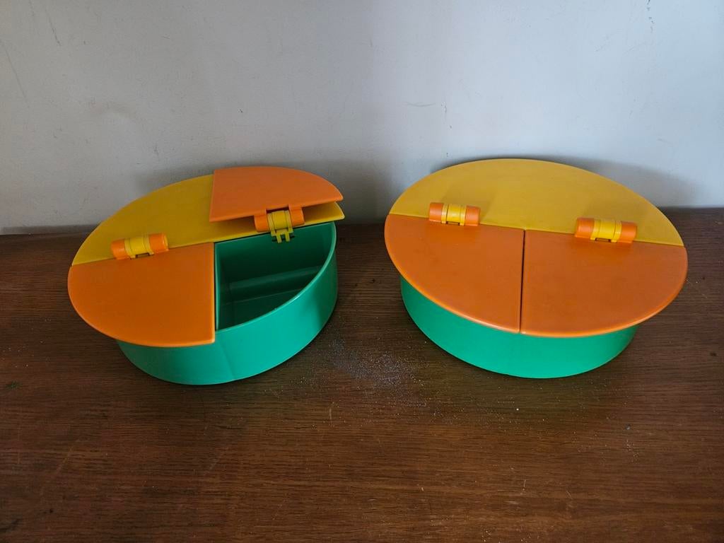 2x Ikea voorraadtrommel, design door K en M Hagberg, Kunststof, Gebruikt, Schaal, Ikea