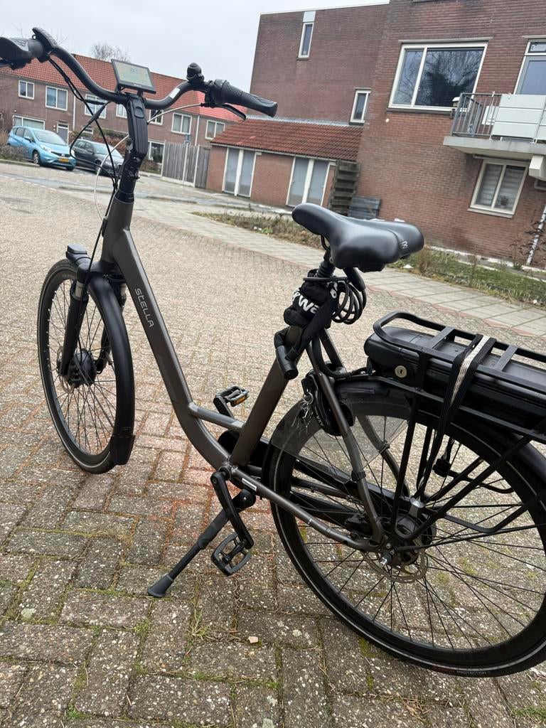 Stella Livorno E-bike - bijna nieuwstaat!, Gebruikt, 51 tot 55 cm, 30 tot 50 km per accu, Ophalen