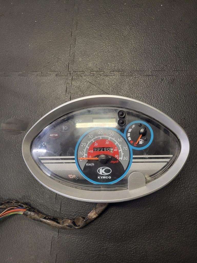Teller met kappen Kymco grand dink 50 2t, Ophalen, Gebruikt, ., Kap