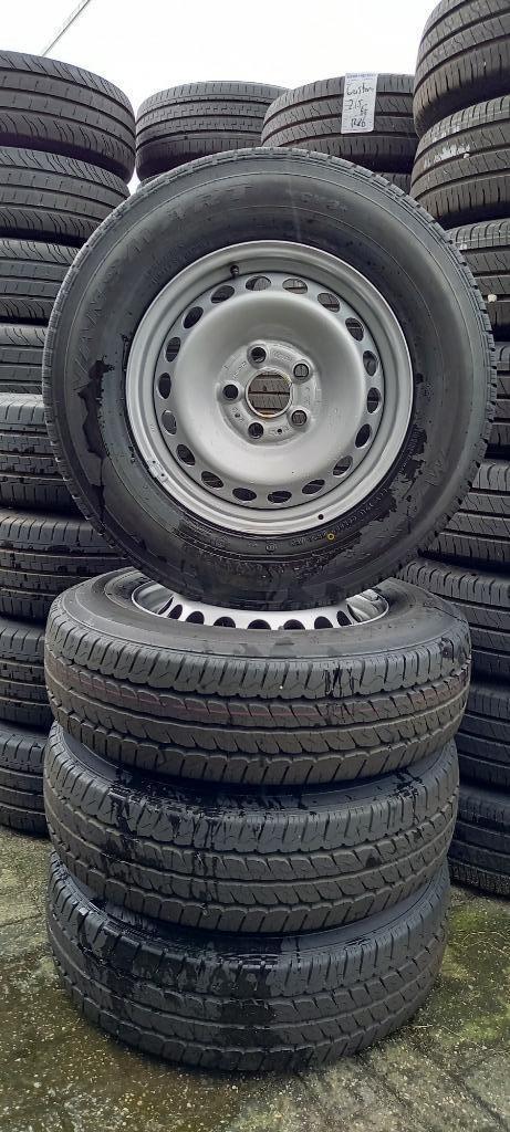 Man/Crafter, stalen velgen met Maxxis Zomerbanden 205/75R16, Auto-onderdelen, Banden en Velgen, Ophalen, Bestelwagen, 16 inch