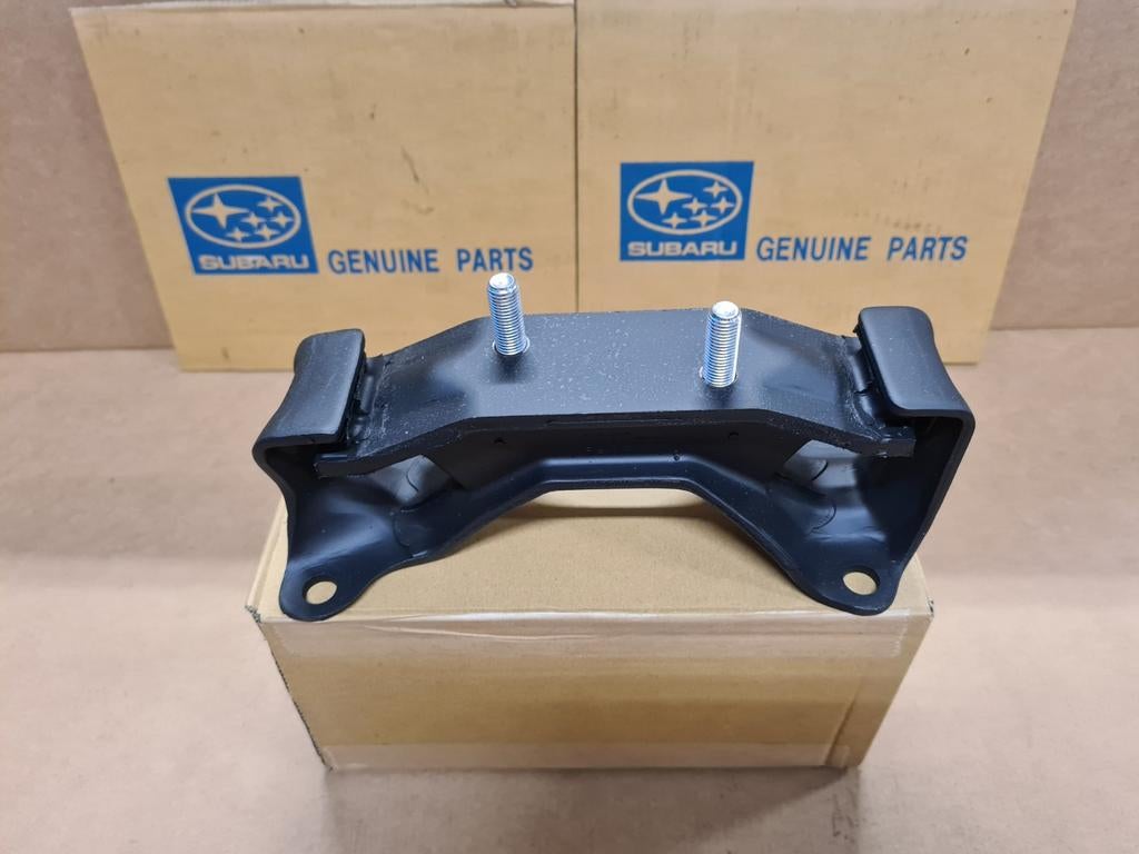 subaru STI 6MT transmission mount nieuw ST410224S000 oem, Ophalen of Verzenden, Nieuw, Subaru