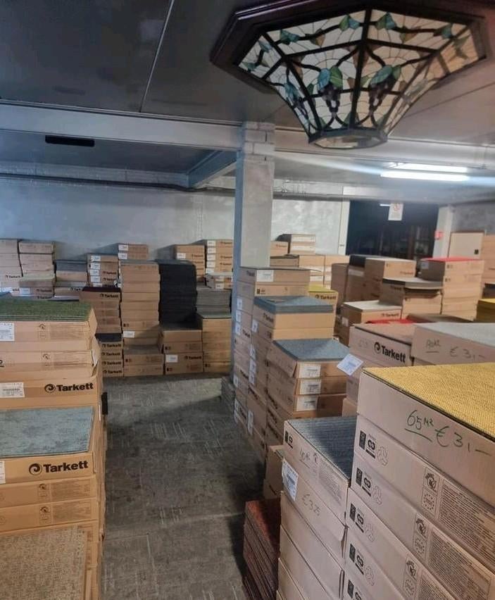 TAPIJTTEGELS OUTLET NU RESTANT PARTIJEN VERKOOP WAALWIJK, Huis en Inrichting, Stoffering | Vloerbedekking, Ophalen, Crème, 75 m² of meer