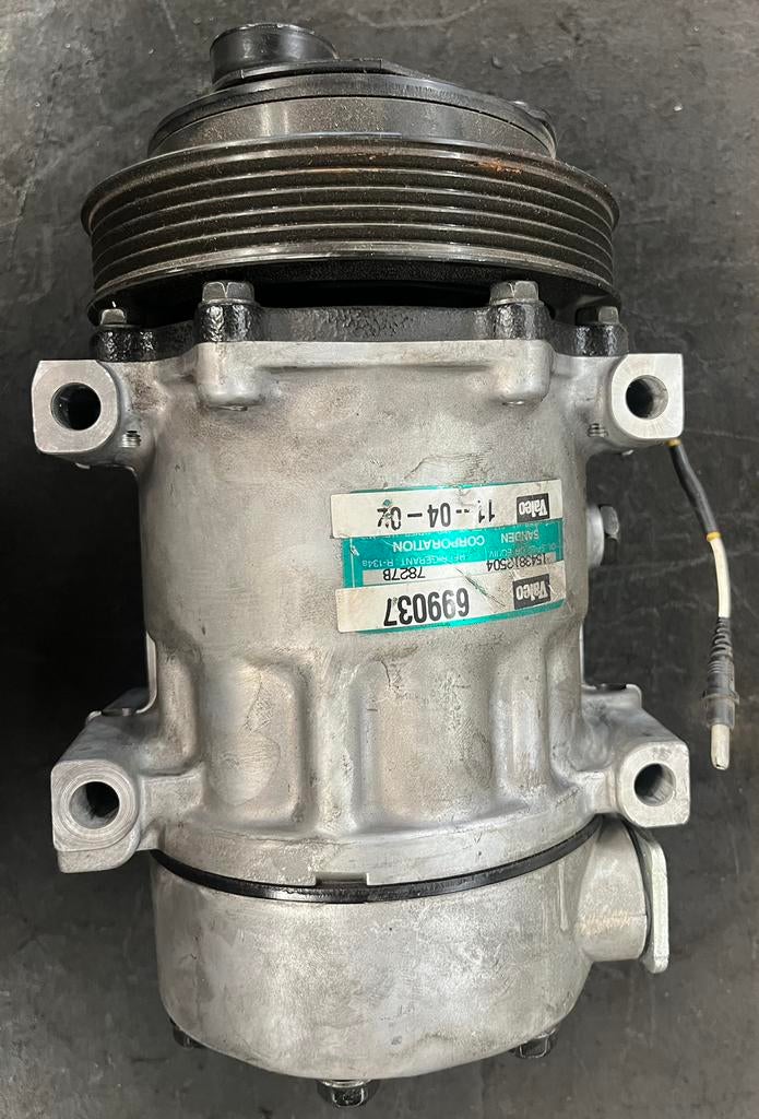 Airco compressor Renault twingo 1 , 1993-1996, Auto-onderdelen, Ophalen, Nieuw, Renault