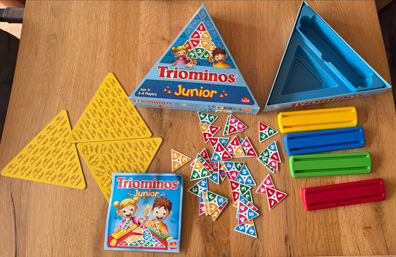Triominos Junior - Leuk familiespel voor jonge spelers, Drie of vier spelers, Ophalen of Verzenden, Zo goed als nieuw
