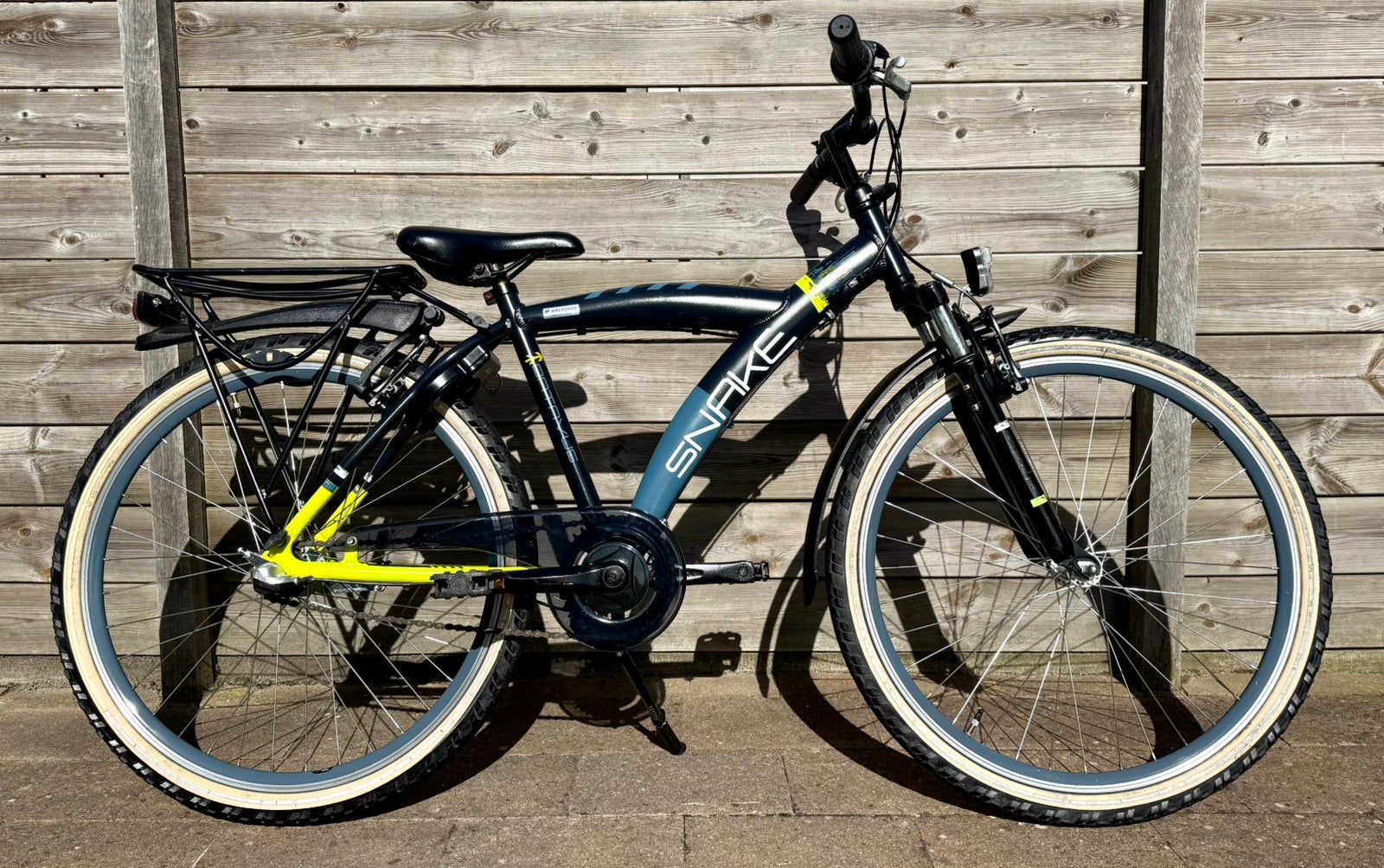 Nette Batavus Snake 26 inch jongensfiets, Gebruikt, Velgrem, Handrem, Ophalen