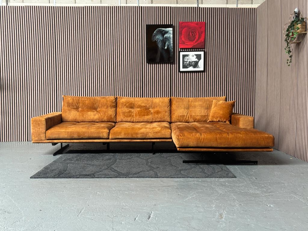 GRATIS LEVERING Velvet Loungebank Cognac 330x180 GEREINIGD